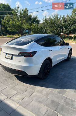 Внедорожник / Кроссовер Tesla Model Y 2022 в 