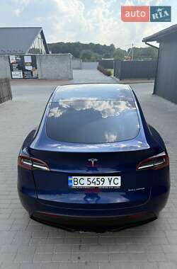 Внедорожник / Кроссовер Tesla Model Y 2021 в 