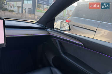 Позашляховик / Кросовер Tesla Model Y 2022 в 