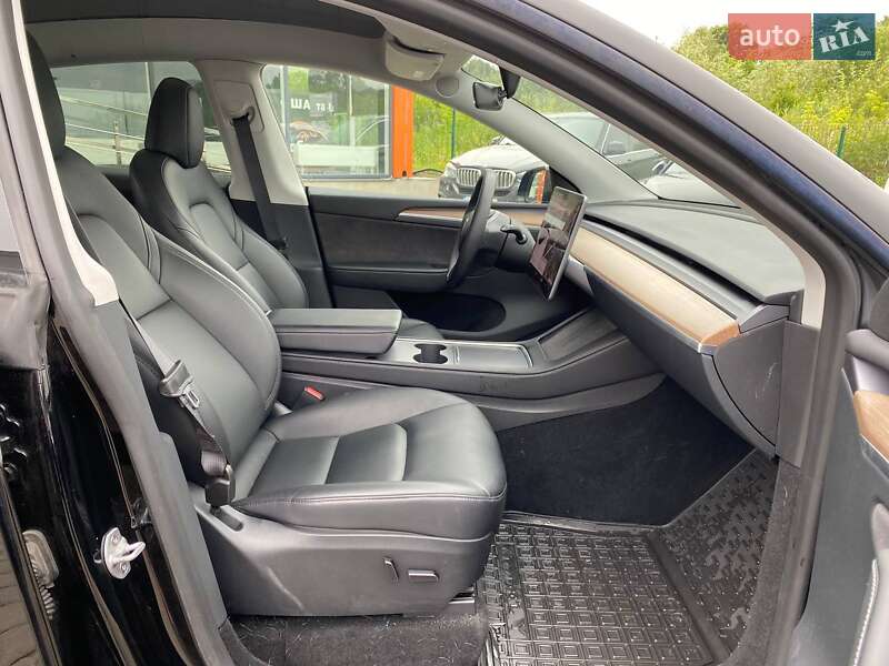 Позашляховик / Кросовер Tesla Model Y 2023 в Львові