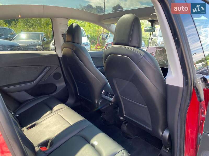 Позашляховик / Кросовер Tesla Model Y 2020 в Львові