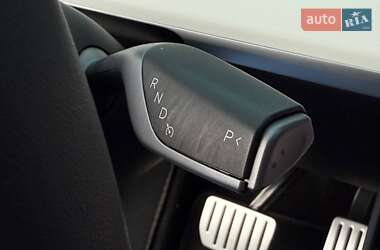 Позашляховик / Кросовер Tesla Model Y 2022 в 