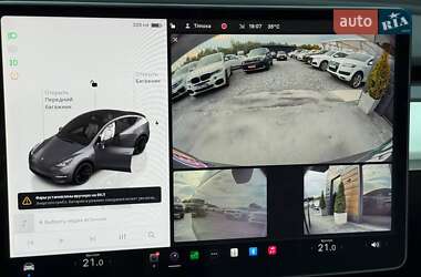 Позашляховик / Кросовер Tesla Model Y 2022 в 