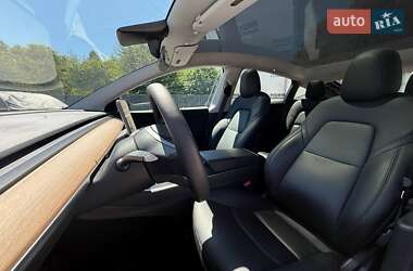 Позашляховик / Кросовер Tesla Model Y 2021 в 