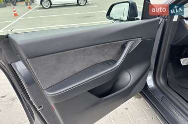 Позашляховик / Кросовер Tesla Model Y 2022 в 