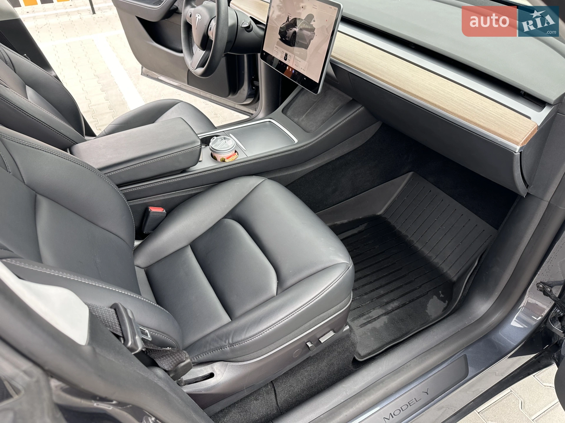 2022 Tesla Model Y - мініатюра 37