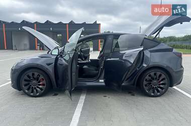 Позашляховик / Кросовер Tesla Model Y 2022 в 