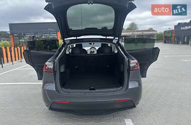 Позашляховик / Кросовер Tesla Model Y 2022 в 