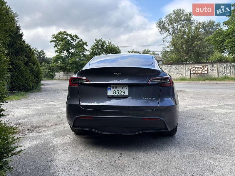 Позашляховик / Кросовер Tesla Model Y 2022 в Києві