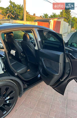 Внедорожник / Кроссовер Tesla Model Y 2022 в 