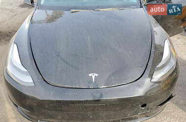 Внедорожник / Кроссовер Tesla Model Y 2021 в 