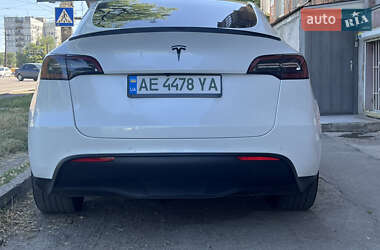 Позашляховик / Кросовер Tesla Model Y 2021 в 
