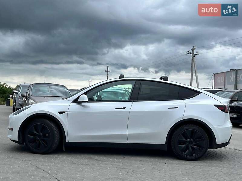 Позашляховик / Кросовер Tesla Model Y 2024 в Львові