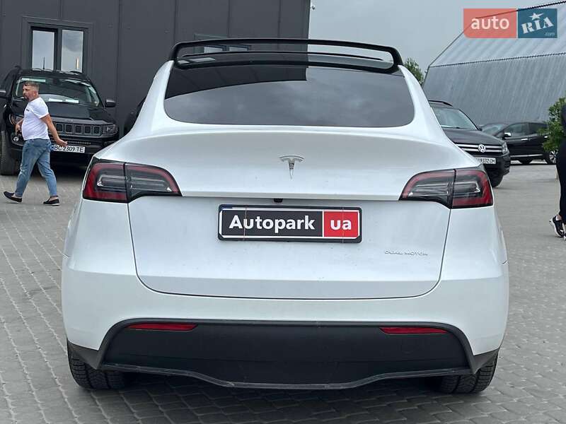 Позашляховик / Кросовер Tesla Model Y 2024 в Львові