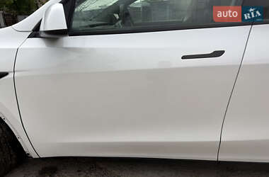 Позашляховик / Кросовер Tesla Model Y 2022 в 
