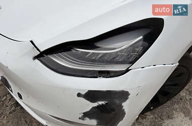 Позашляховик / Кросовер Tesla Model Y 2022 в 