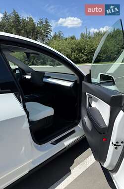 Внедорожник / Кроссовер Tesla Model Y 2021 в 