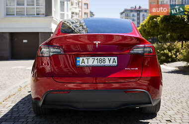 Внедорожник / Кроссовер Tesla Model Y 2024 в 