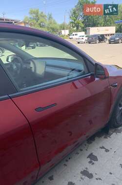 Внедорожник / Кроссовер Tesla Model Y 2024 в 