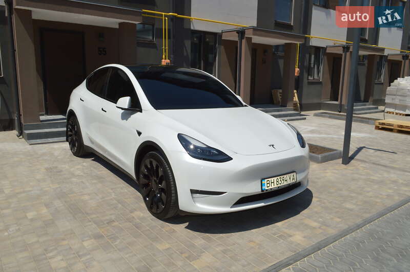Позашляховик / Кросовер Tesla Model Y 2021 в Одесі