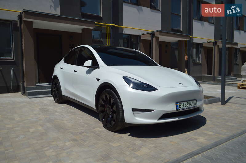 Позашляховик / Кросовер Tesla Model Y 2021 в Одесі