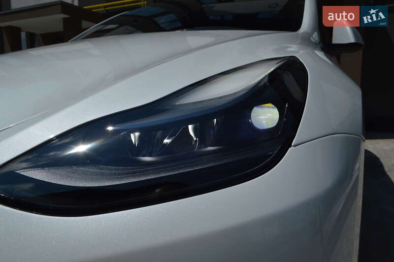 Позашляховик / Кросовер Tesla Model Y 2021 в Одесі