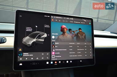 Внедорожник / Кроссовер Tesla Model Y 2021 в 