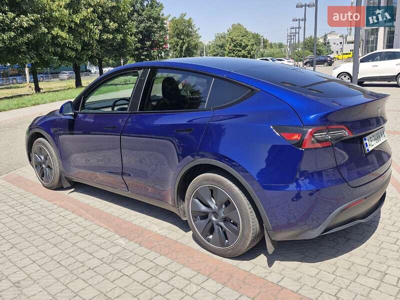 Внедорожник / Кроссовер Tesla Model Y 2023 в Днепре