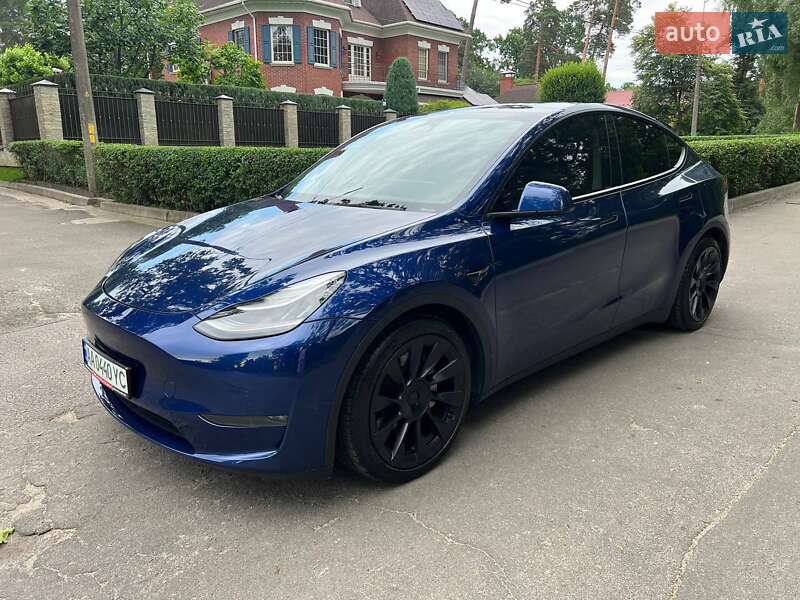 Tesla Model Y 2022