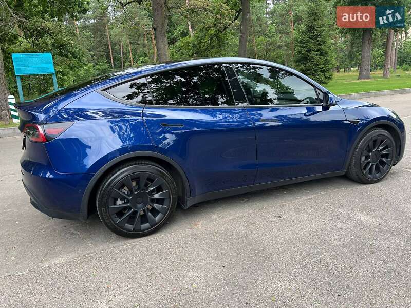 Позашляховик / Кросовер Tesla Model Y 2022 в Києві