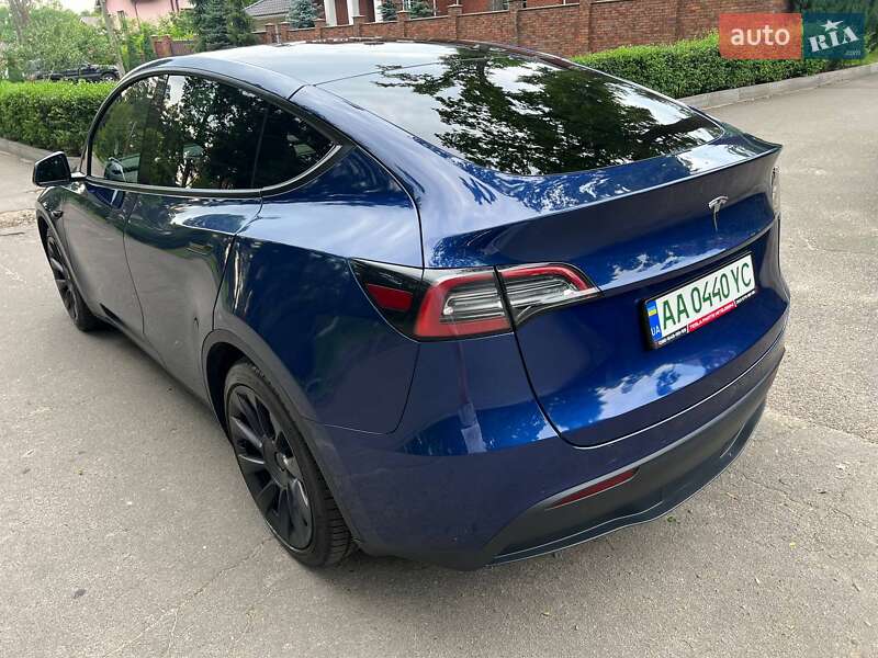 Позашляховик / Кросовер Tesla Model Y 2022 в Києві
