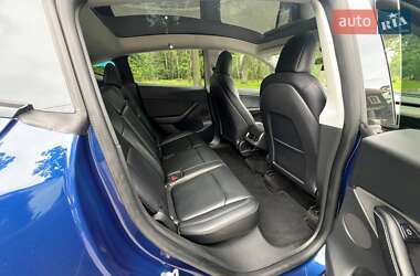 Позашляховик / Кросовер Tesla Model Y 2022 в 