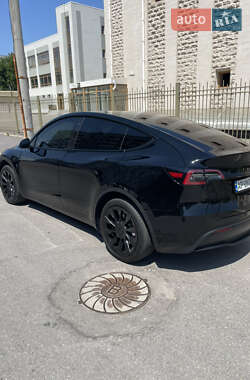 Внедорожник / Кроссовер Tesla Model Y 2023 в 