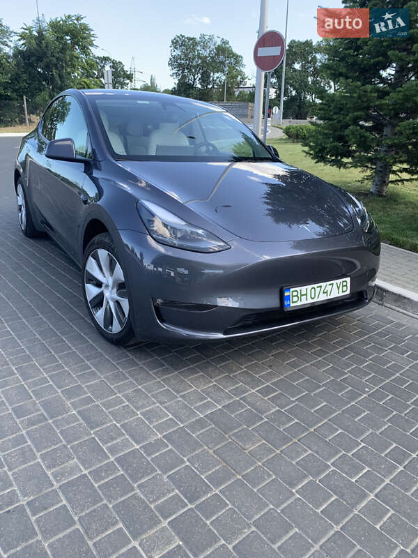 Позашляховик / Кросовер Tesla Model Y 2023 в Одесі