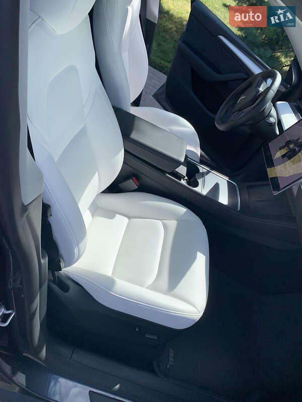 Позашляховик / Кросовер Tesla Model Y 2023 в Одесі