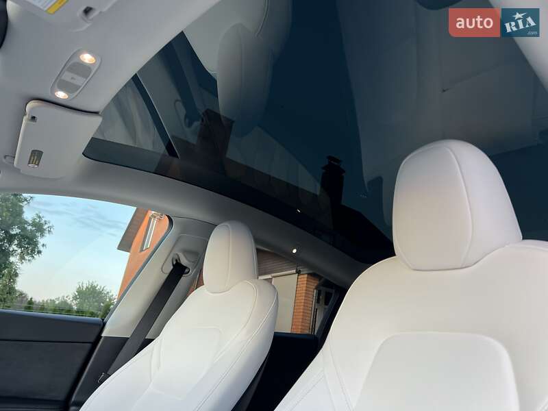 Внедорожник / Кроссовер Tesla Model Y 2023 в Киеве фото 34 Внедорожник / Кроссовер Tesla Model Y 2023 в Киеве