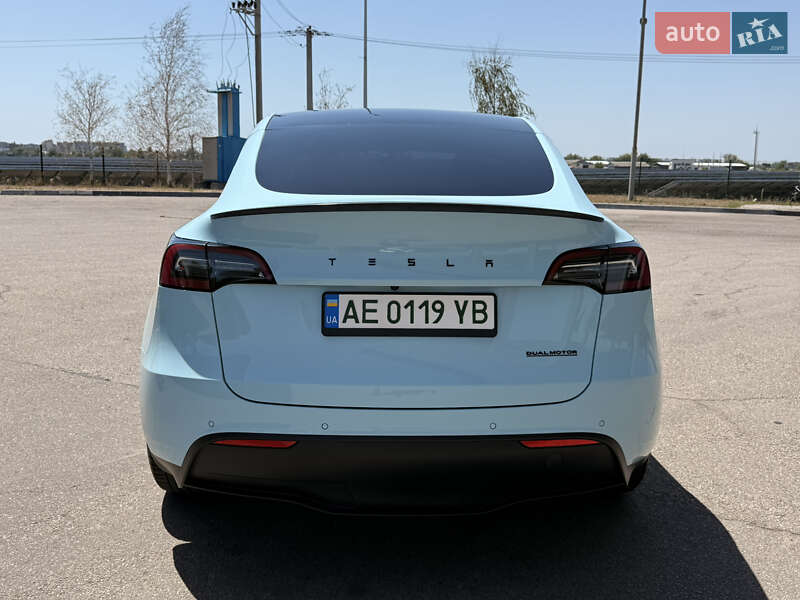 Внедорожник / Кроссовер Tesla Model Y 2022 в Днепре