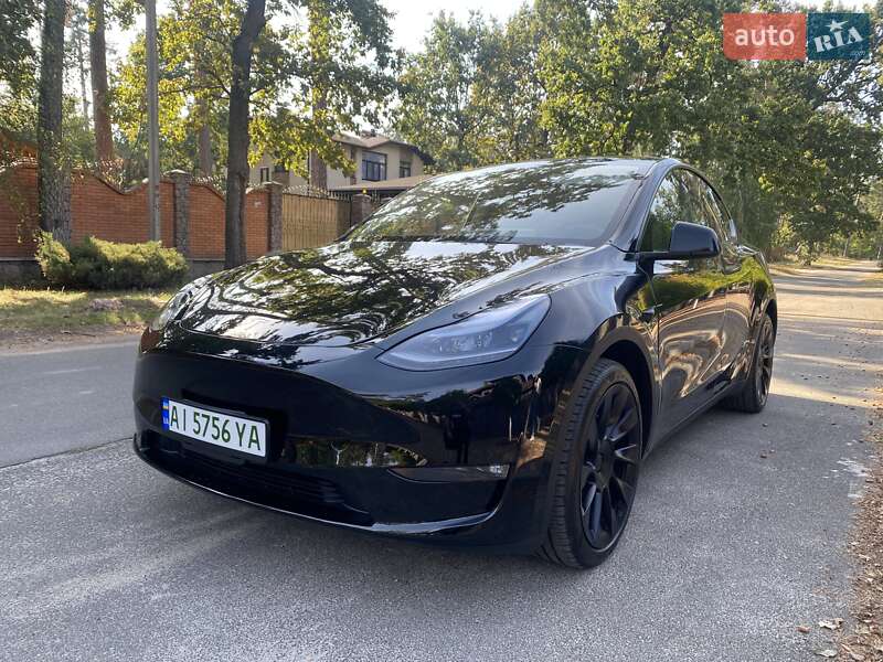 Внедорожник / Кроссовер Tesla Model Y 2023 в Киеве