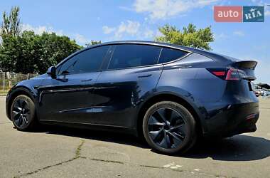 Внедорожник / Кроссовер Tesla Model Y 2024 в 