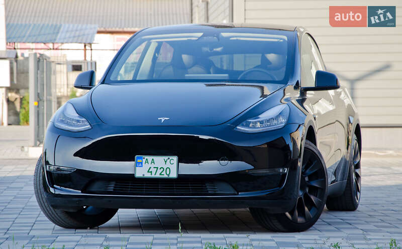 Позашляховик / Кросовер Tesla Model Y 2022 в Києві