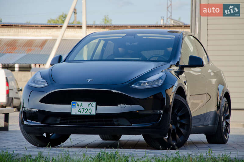 Позашляховик / Кросовер Tesla Model Y 2022 в Києві