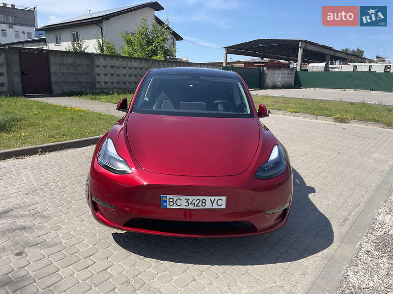 Внедорожник / Кроссовер Tesla Model Y 2024 в Львове