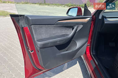 Внедорожник / Кроссовер Tesla Model Y 2024 в Львове