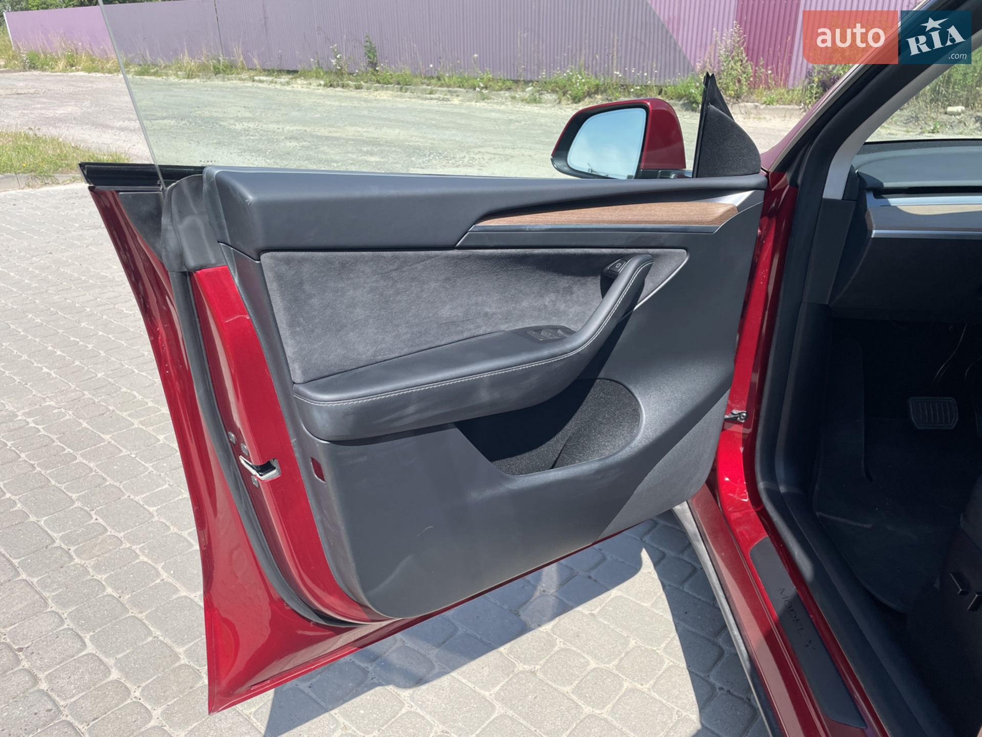 2024 Tesla Model Y - мініатюра 28