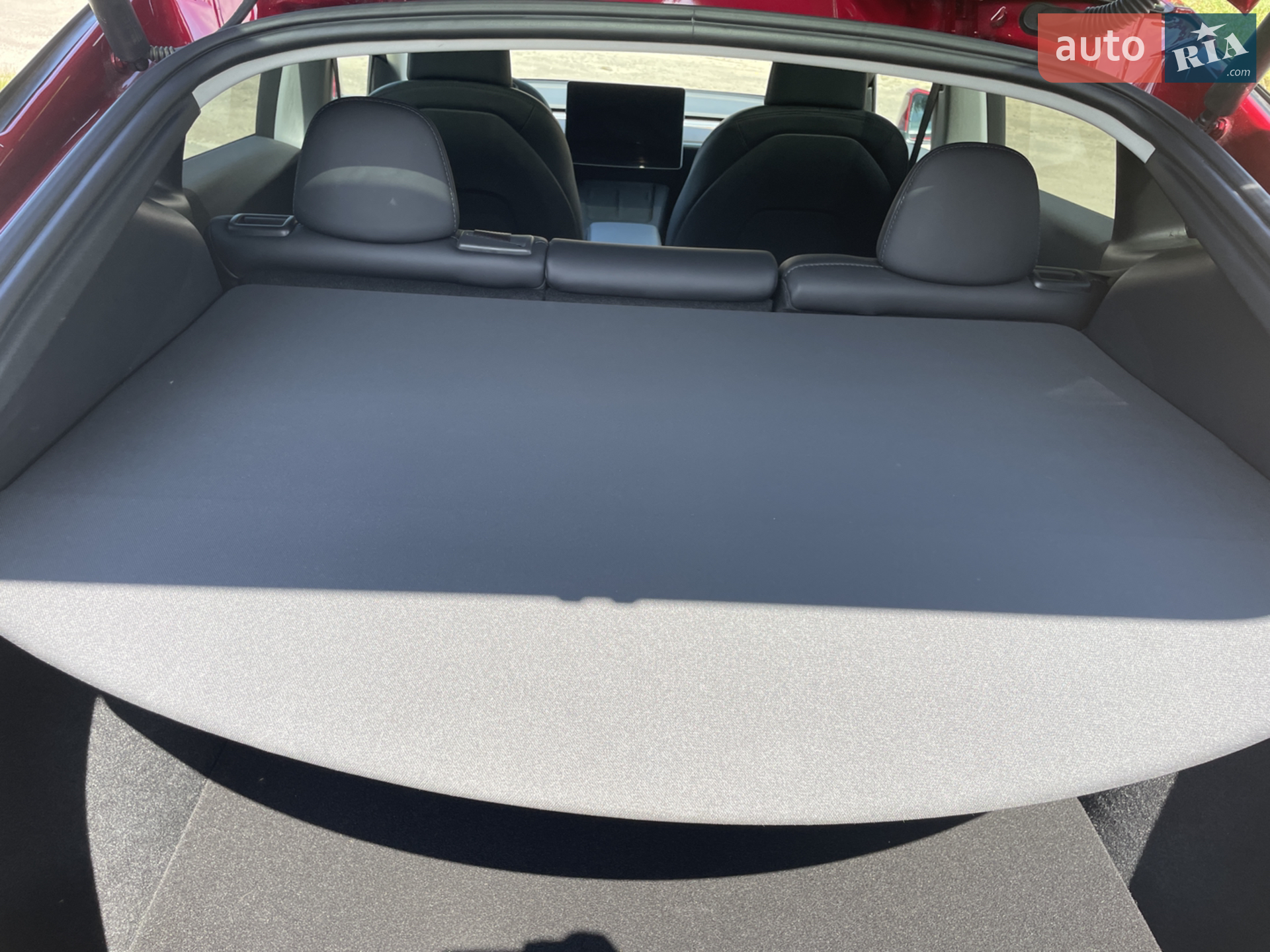 2024 Tesla Model Y - мініатюра 37