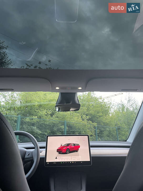 Внедорожник / Кроссовер Tesla Model Y 2024 в Львове