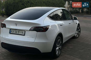 Внедорожник / Кроссовер Tesla Model Y 2021 в 