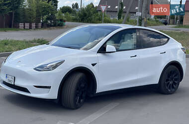 Внедорожник / Кроссовер Tesla Model Y 2024 в 