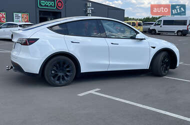 Внедорожник / Кроссовер Tesla Model Y 2024 в 