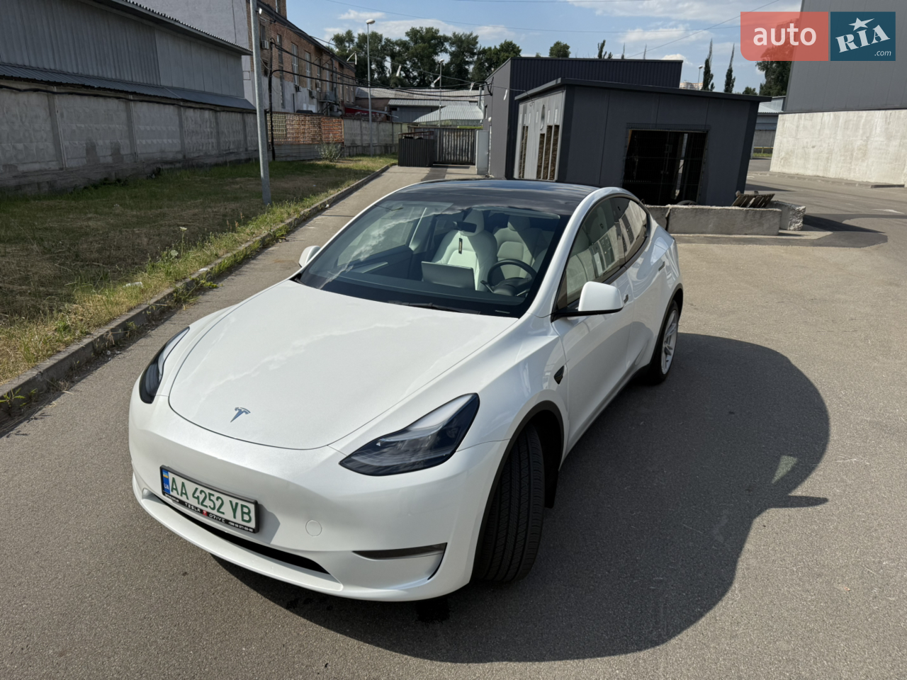 2021 Tesla Model Y - мініатюра 19